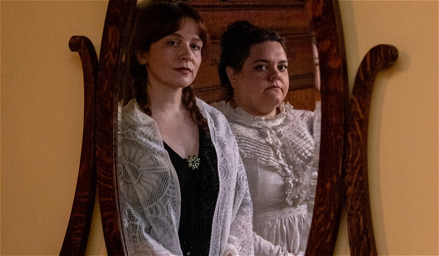 A Seance Spectacular with the Mystical Medium Wolf Sisters from the Great White North