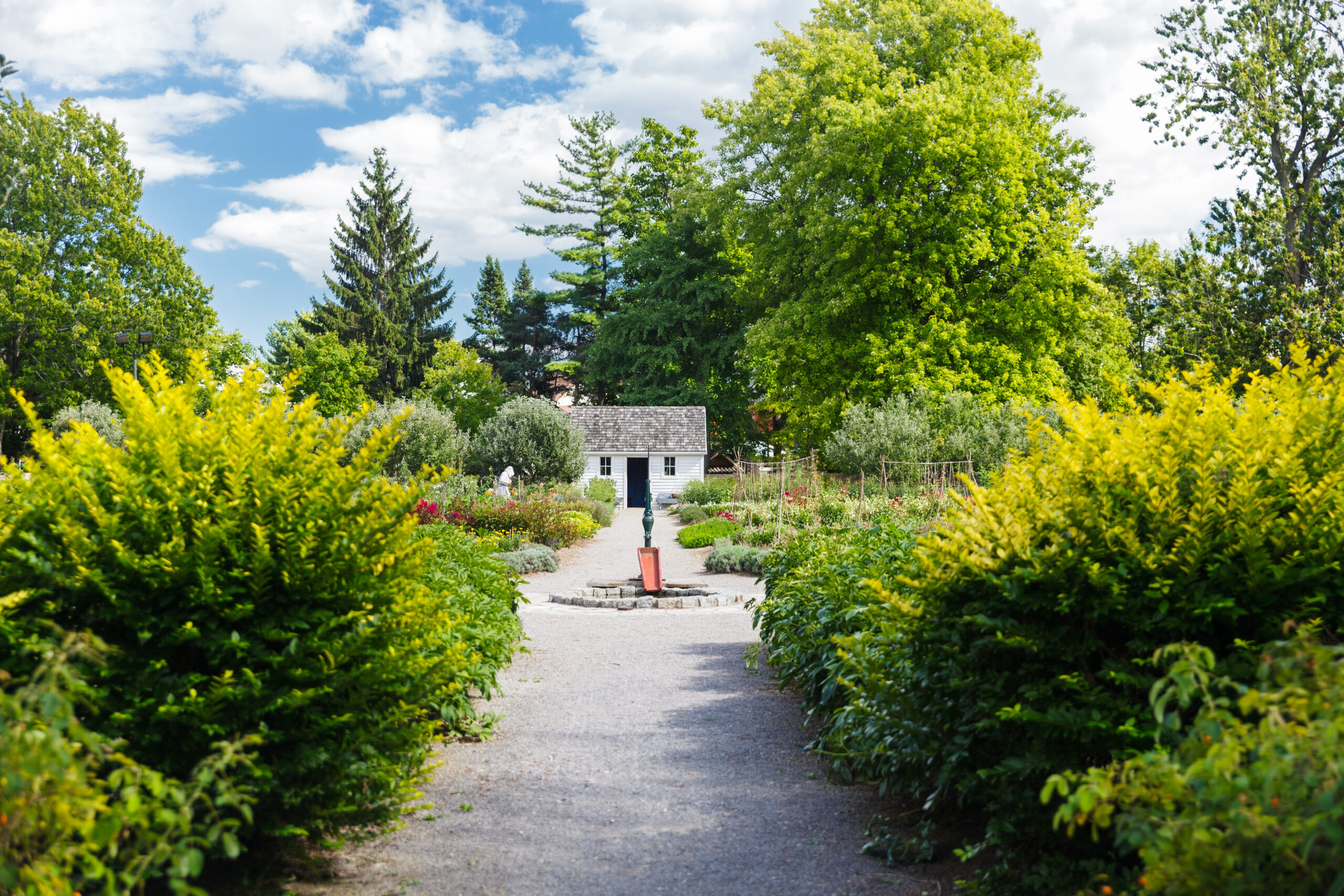 Extended Morning Garden Hours